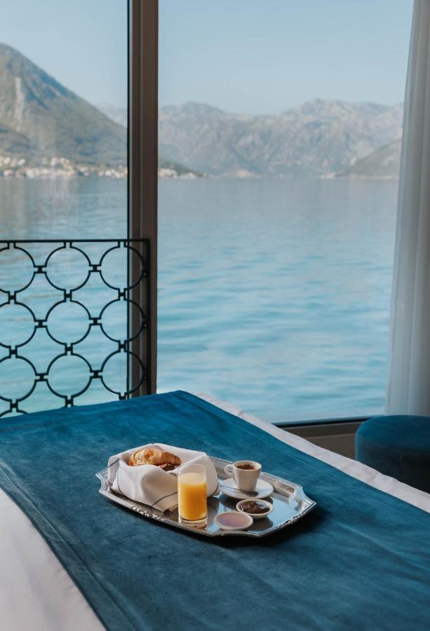 Corso Levante Luxury Suites Dobrota 코토르 외부 사진