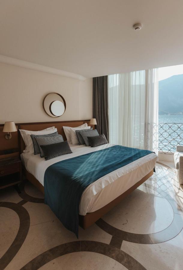 Corso Levante Luxury Suites Dobrota 코토르 외부 사진